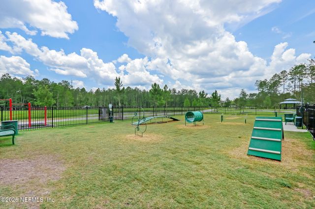 86226 MAINLINE Road, Yulee, FL 32097