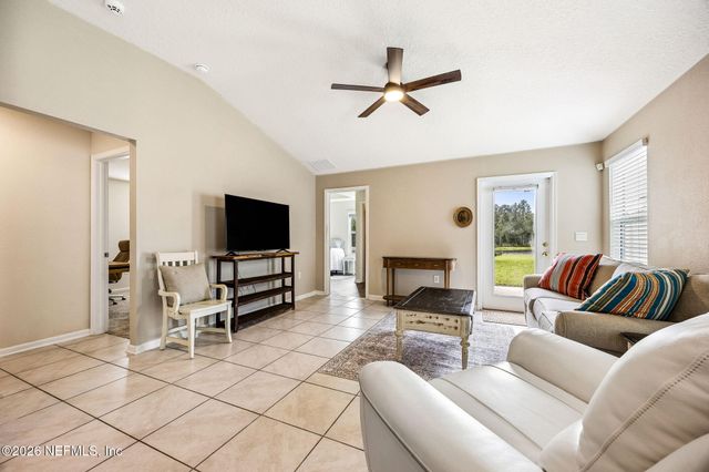 86226 MAINLINE Road, Yulee, FL 32097