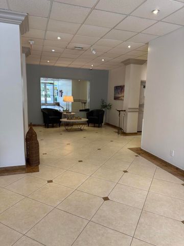 800 SE 20th Avenue 105, Deerfield Beach, FL 33441
