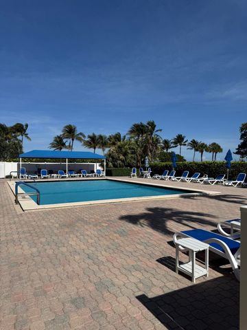800 SE 20th Avenue 105, Deerfield Beach, FL 33441