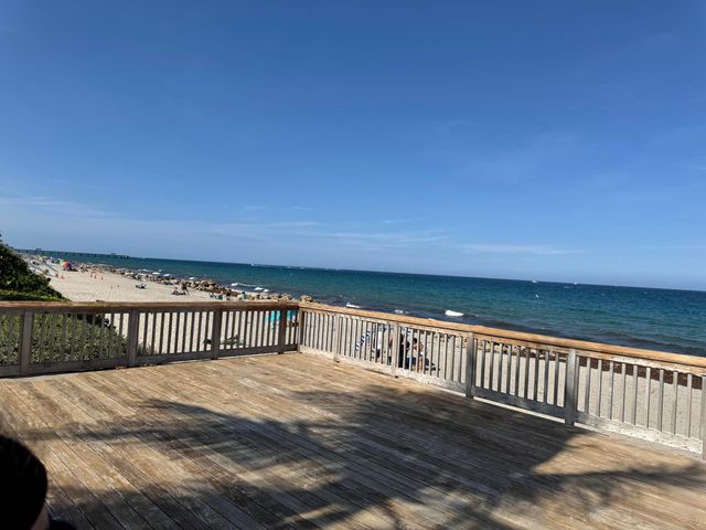 800 SE 20th Avenue 105, Deerfield Beach, FL 33441