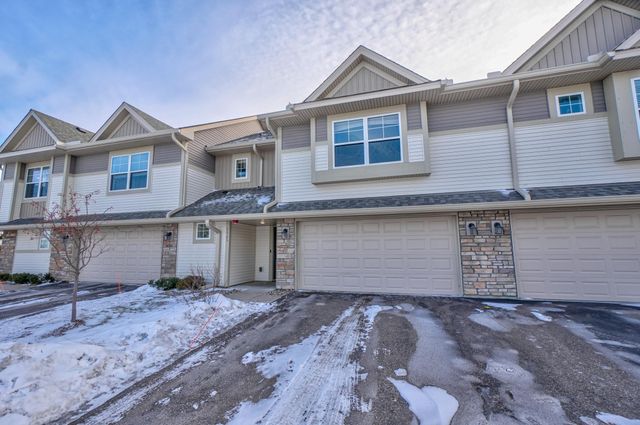 9985 5th Street Lane N, Lake Elmo, MN 55042