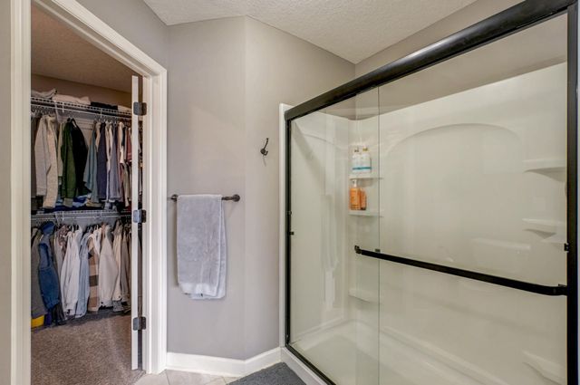 9985 5th Street Lane N, Lake Elmo, MN 55042