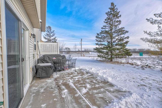 9985 5th Street Lane N, Lake Elmo, MN 55042