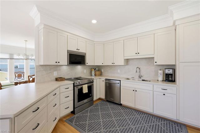 109 71st ST A, Virginia Beach, VA 23451