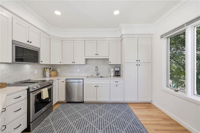 109 71st ST A, Virginia Beach, VA 23451