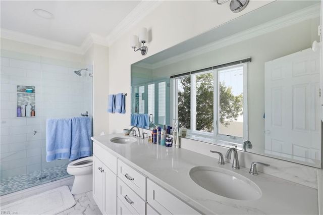 109 71st ST A, Virginia Beach, VA 23451