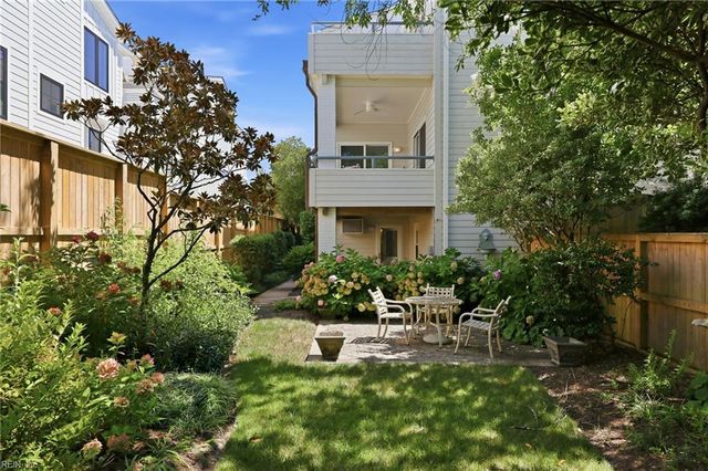 109 71st ST A, Virginia Beach, VA 23451