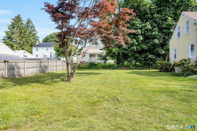 124 Minturn Place, Bridgeport, CT 06606