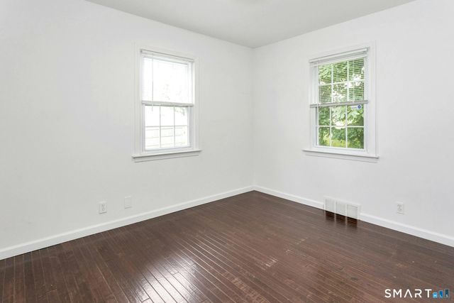124 Minturn Place, Bridgeport, CT 06606