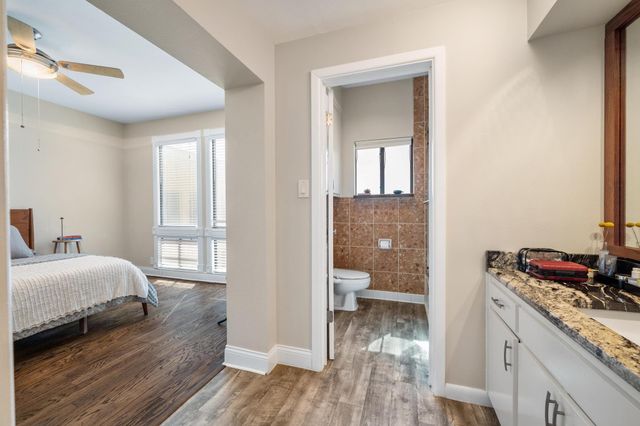 1735 Spyglass DR 111, Austin, TX 78746