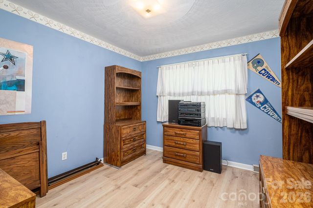 2542 E NC 10 Highway, Conover, NC 28613