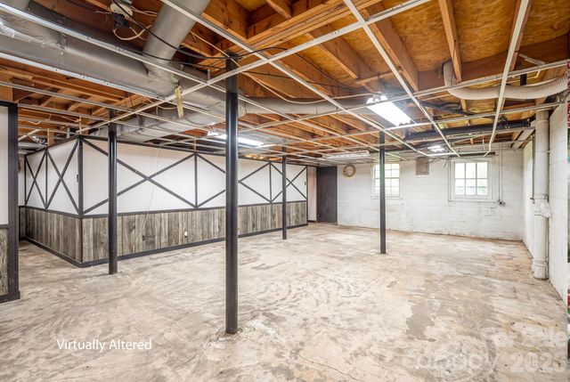 2542 E NC 10 Highway, Conover, NC 28613