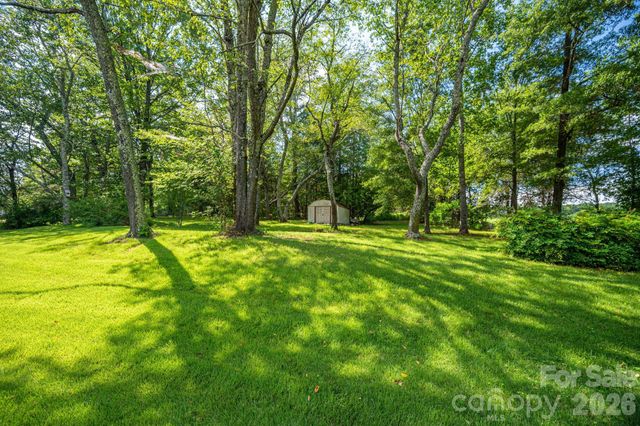 2542 E NC 10 Highway, Conover, NC 28613