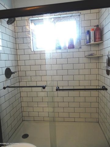 12123 Ontario Drive, Sterling Heights, MI 48313