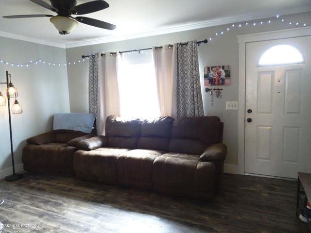 12123 Ontario Drive, Sterling Heights, MI 48313