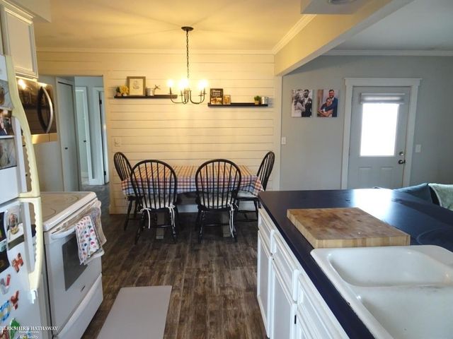 12123 Ontario Drive, Sterling Heights, MI 48313