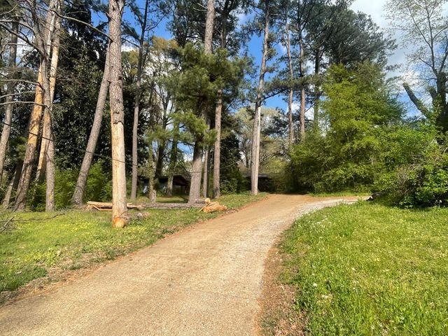 2800 MOUNTAIN TER, Memphis, TN 38127