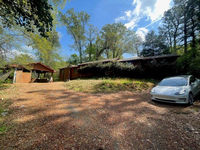2800 MOUNTAIN TER, Memphis, TN 38127