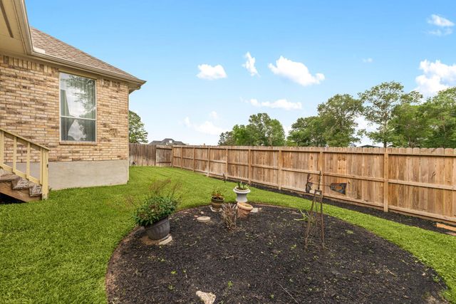 27 Misty Harbor E, Montgomery, TX 77356