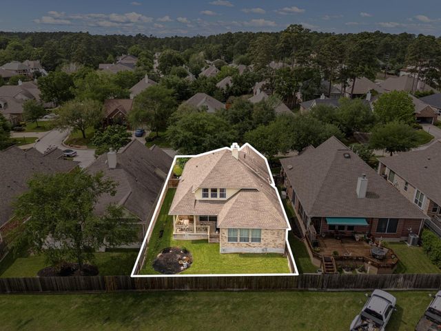 27 Misty Harbor E, Montgomery, TX 77356