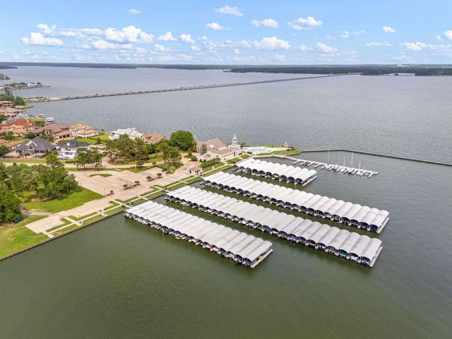 27 Misty Harbor E, Montgomery, TX 77356