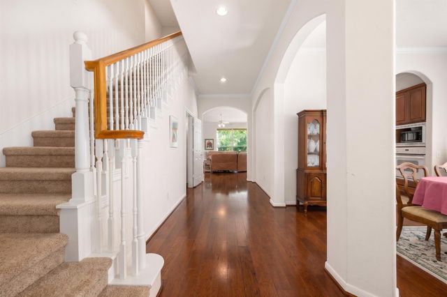 27 Misty Harbor E, Montgomery, TX 77356