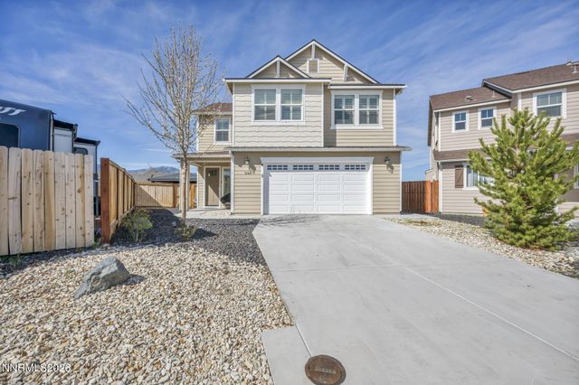 944 Los Alamitos Street, Minden, NV 89423