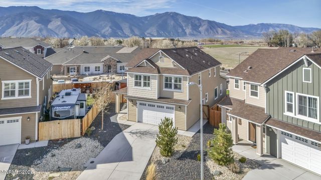 944 Los Alamitos Street, Minden, NV 89423