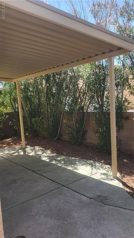 5319 Railroad Spikes Street, Las Vegas, NV 89118 — photo 4