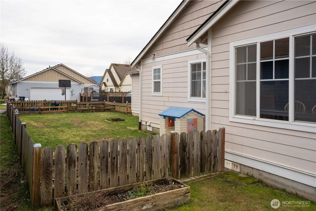 2274 Dogwood Street, Lynden, WA 98264