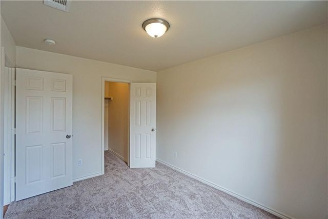 2903 Don Hill LN, Taylor, TX 76574