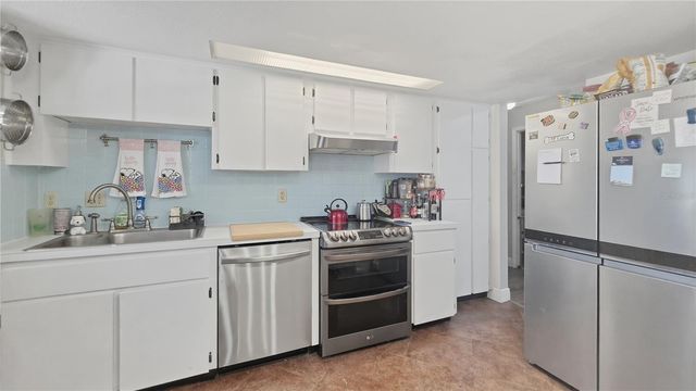 7203 BRAMBLEWOOD DRIVE, Port Richey, FL 34668