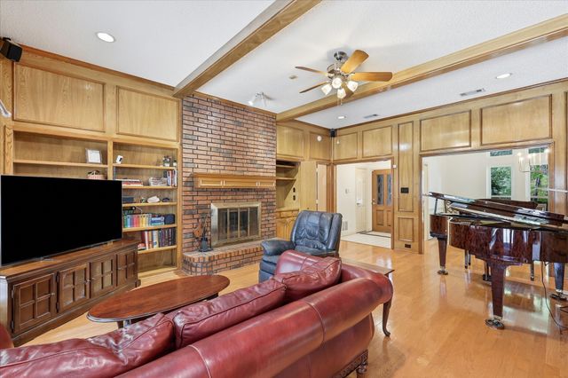 732 Meadowlark Lane, Coppell, TX 75019
