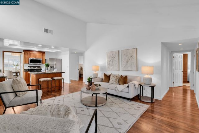 20 Pamplona Ct, San Ramon, CA 94583