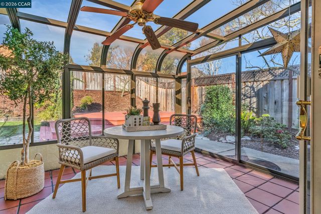 20 Pamplona Ct, San Ramon, CA 94583