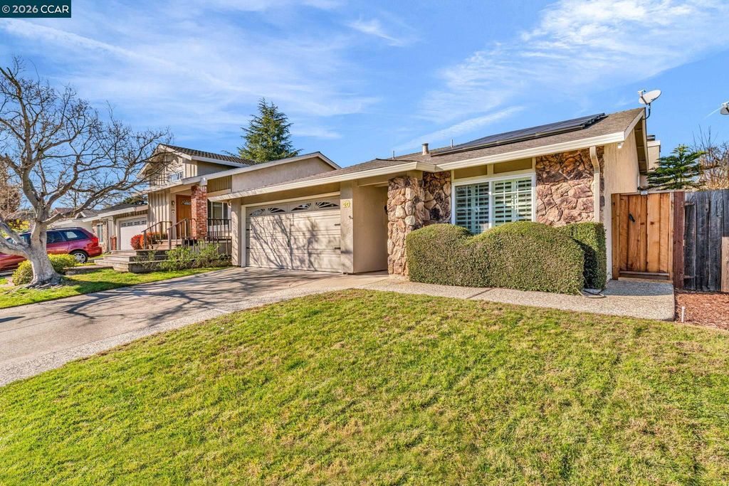 20 Pamplona Ct, San Ramon, CA 94583
