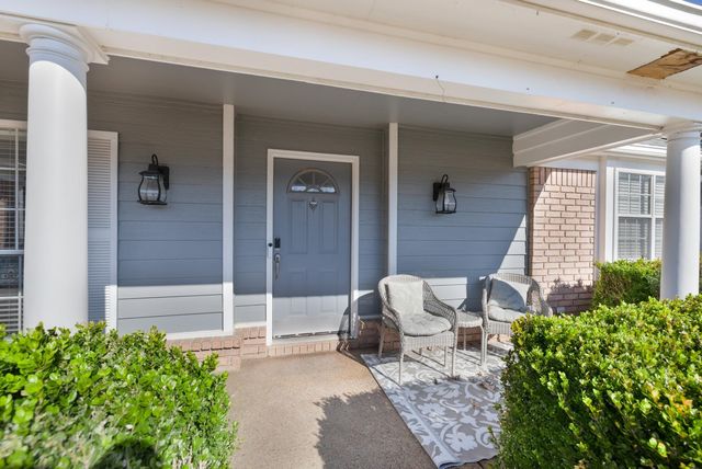 6404 DAYBREAK DR, Bartlett, TN 38135