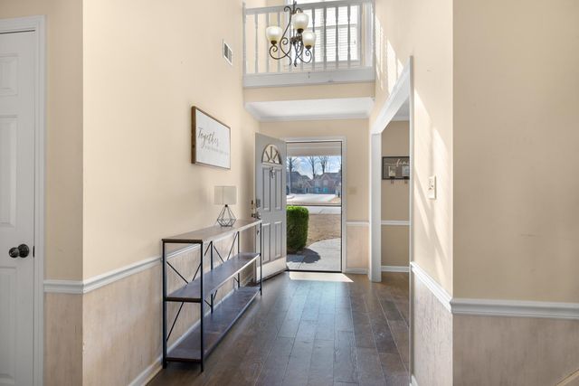 6404 DAYBREAK DR, Bartlett, TN 38135