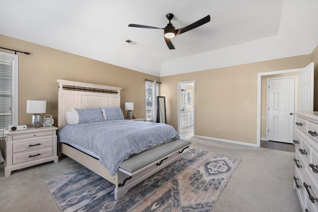 6404 DAYBREAK DR, Bartlett, TN 38135