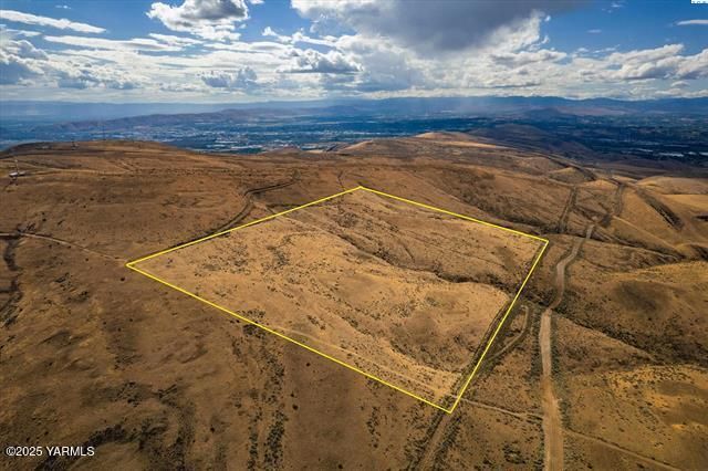 NKA Roza Hill Dr, Yakima, WA 98901