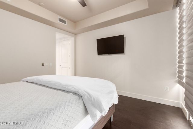 2211 E CAMELBACK Road 106, Phoenix, AZ 85016