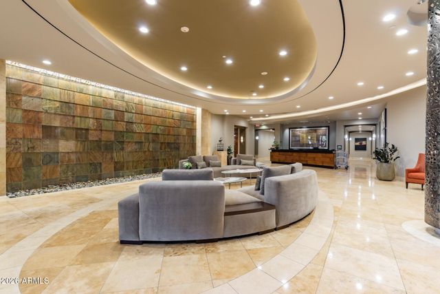 2211 E CAMELBACK Road 106, Phoenix, AZ 85016