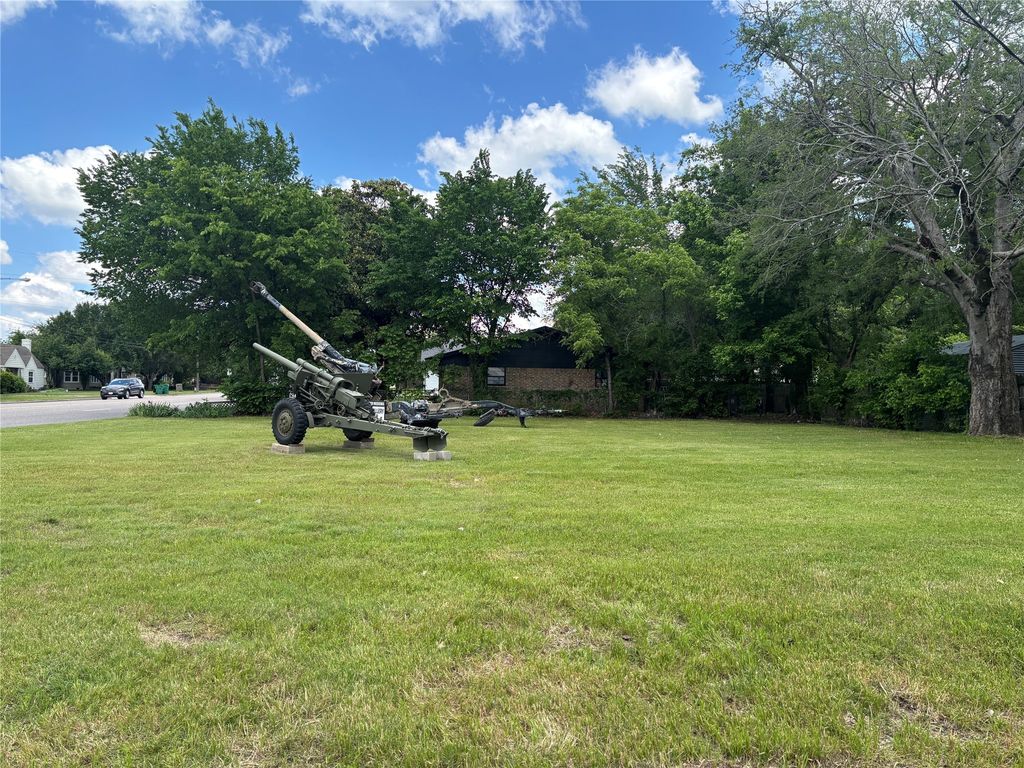 609 E Highway 82, Saint Jo, TX 76265
