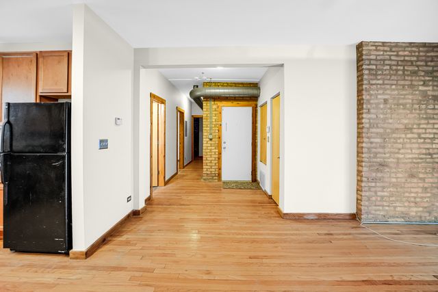 1659 W PRATT Boulevard 2B, Chicago, IL 60626
