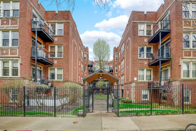 1659 W PRATT Boulevard 2B, Chicago, IL 60626