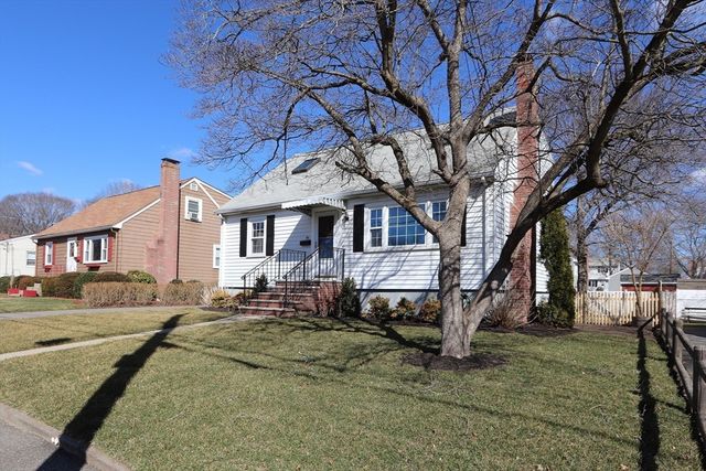 45 Redwood Drive, Norwood, MA 02062