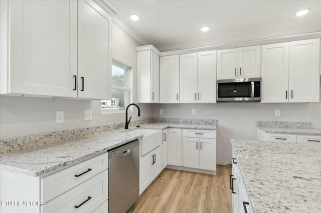9522 Joy Denise Lane, Heiskell, TN 37754