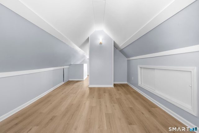 21 Richards Street, West Haven, CT 06516