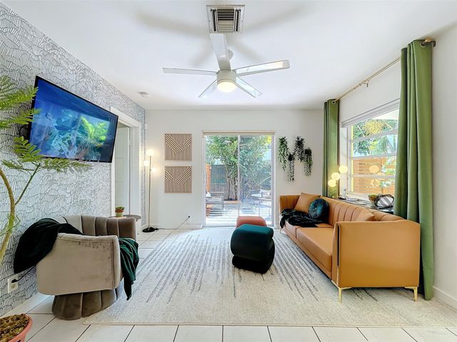 1478 NE 34th Court, Oakland Park, FL 33334